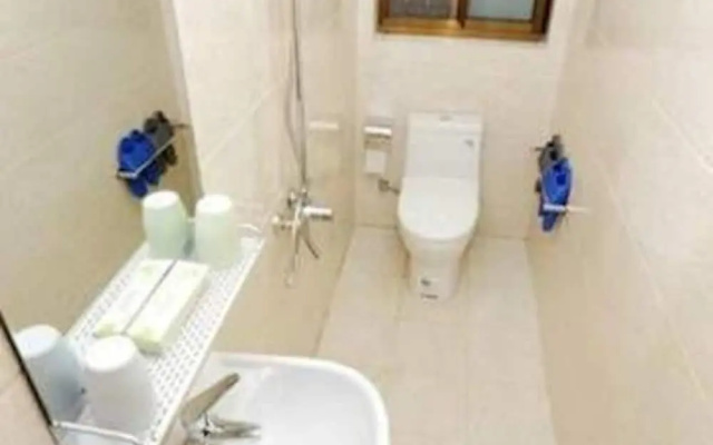 Huaning Hostel