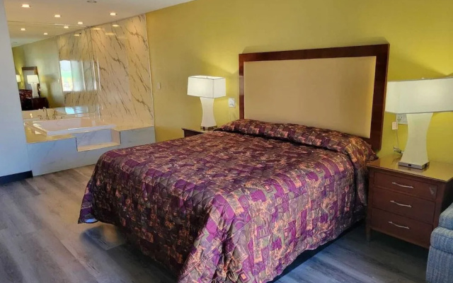 Stadium Inn & Spas