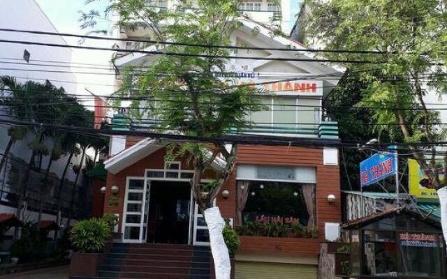 Отель Ha Thanh Hotel Вьетнам, Вунгтау - отзывы, цены и фото номеров - забронировать отель Ha Thanh Hotel онлайн вид на фасад