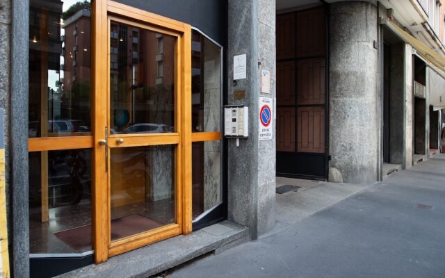 Отель Apart Hotel Porta Nuova Италия, Милан - отзывы, цены и фото номеров - забронировать отель Apart Hotel Porta Nuova онлайн вид на фасад