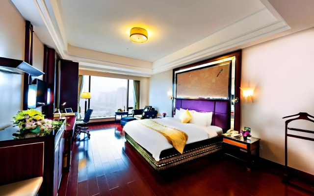 Grand Plaza Hotel Hanoi