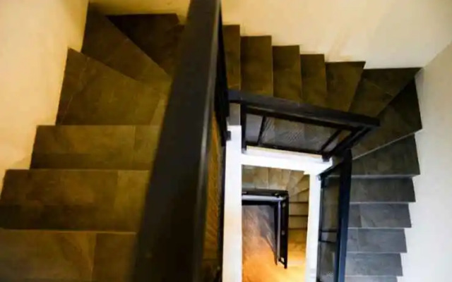 OYO 1574 U_xpress Hotel