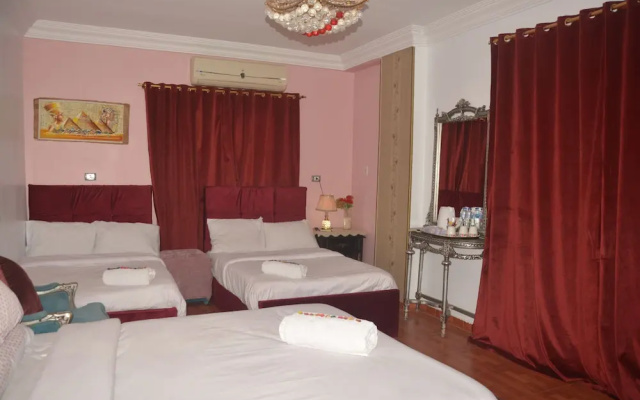 Ra Pyramids Inn
