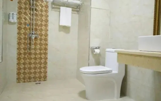 Dongxing Xinchang Hotel