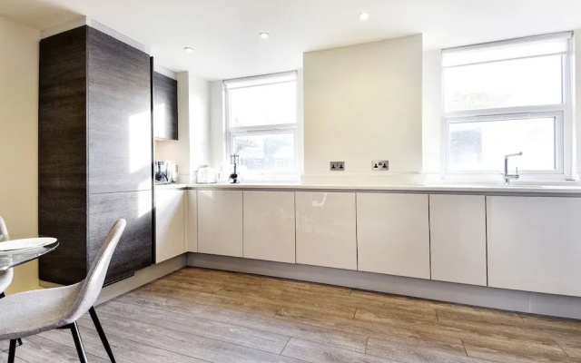3 Bedroom Apartment near Paddington
