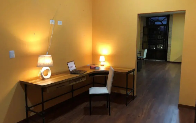 Flore Apartment