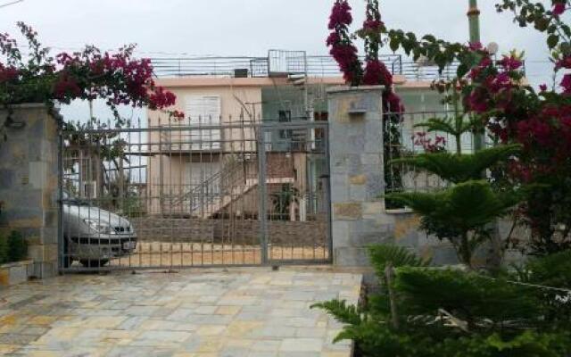 Отель Vila Ester вид на фасад