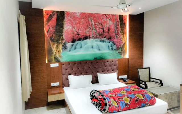 Rbs Hotel & Restaurant