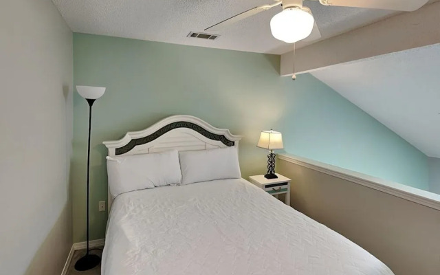 Caribbean Dunes by Destin Getaways