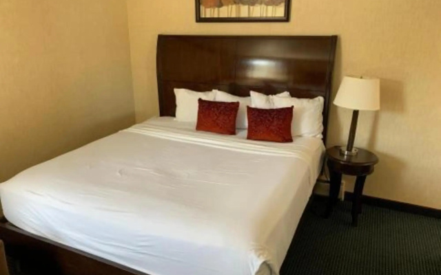 Travelodge by Wyndham Rapid City