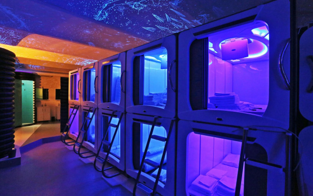 SubSpace Hostel
