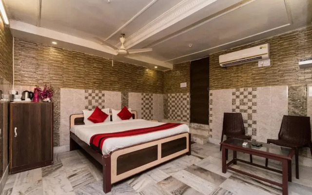 The Banquet by OYO Rooms