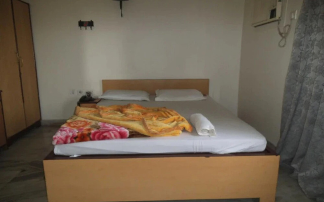 Central Guest House
