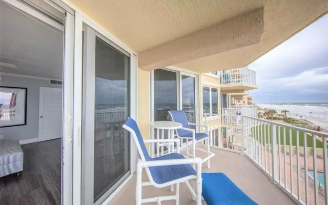 Shores Club 305 - Two Bedroom Condo