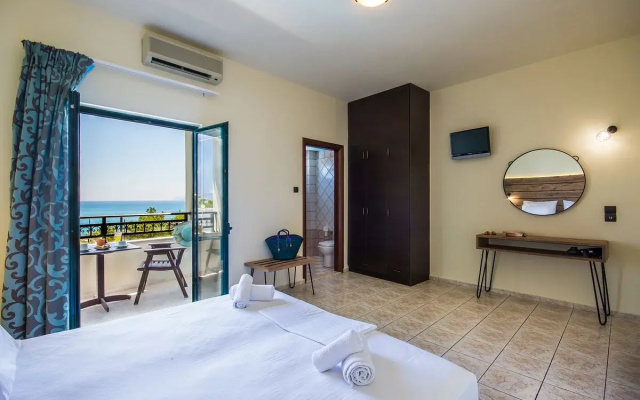 Dias Luxury Studios & Apartments