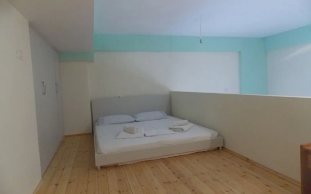 Angela Apartments