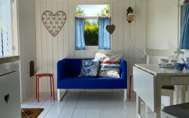 Little blue house (on the campsite)