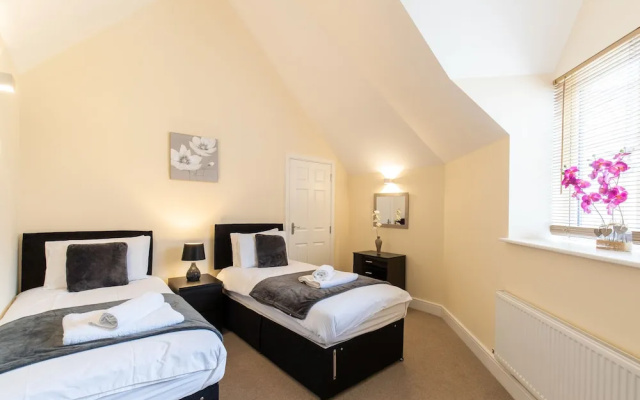 Velvet 2-Bedroom Penthouse Brewery Road
