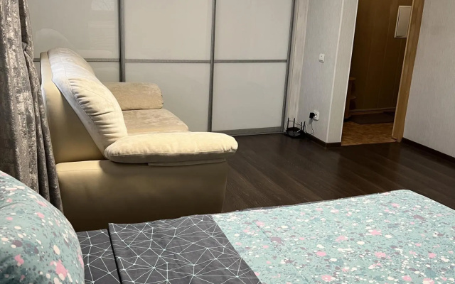 Katy Home (Кэти Хоум) на улице Азина