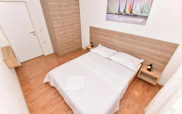 Apartment Marijo - 300m to beach