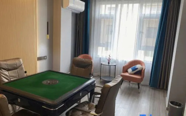 Jiaju Art Hotel (Qujing Railway Station Branch)