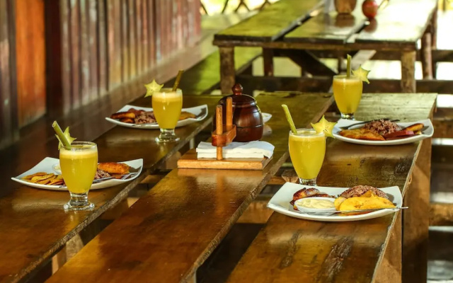 Tapir Lodge