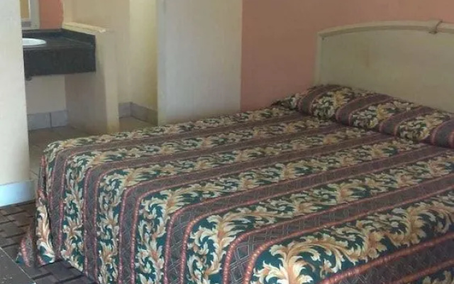 Abrams Inn