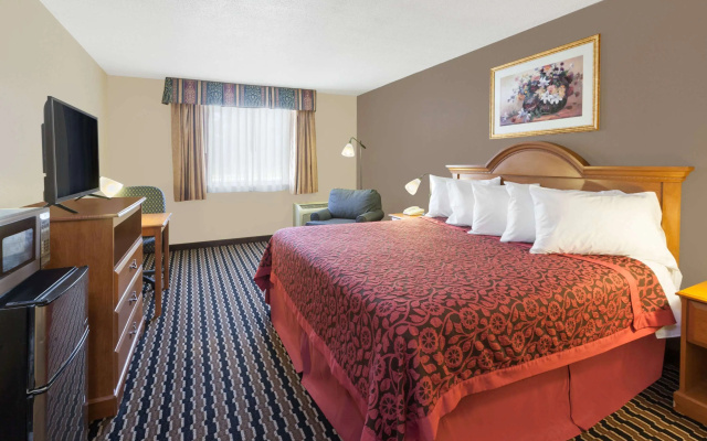 Days Inn by Wyndham Albion