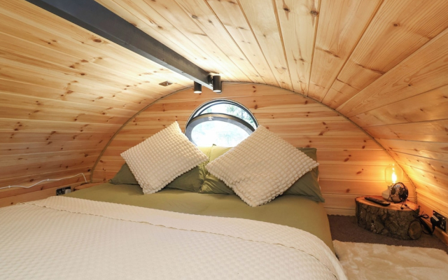 Bugley Pools Hideaway