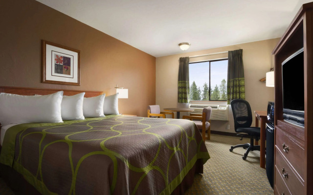 Отель Super 8 by Wyndham Port Angeles at Olympic National Park