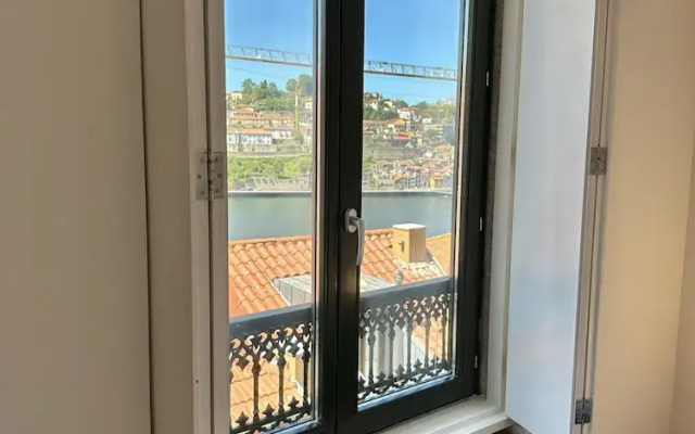 Charming Apartment in Porto's Center