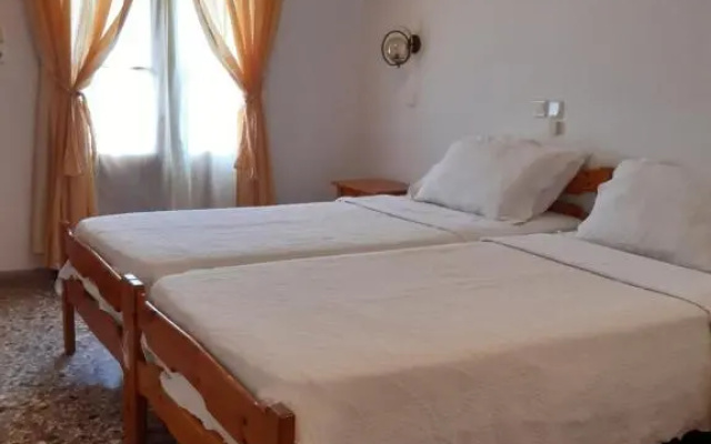 Hotel George