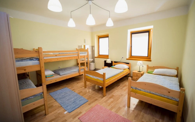 Hostel Kozmus
