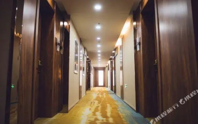 Xinfanghua Hotel