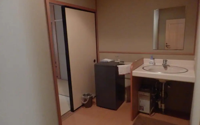 Yuwaku Guesthouse - Hostel
