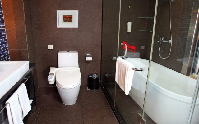 In-Zone Hotel & Apartment Tianjin