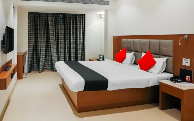 Capital O 18735 Hotel Ranjeet