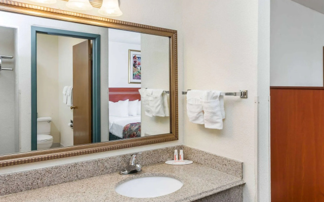 FairBridge Inn Express Decatur Forsyth