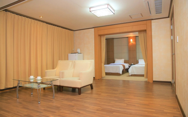 Uljin Grand Hotel