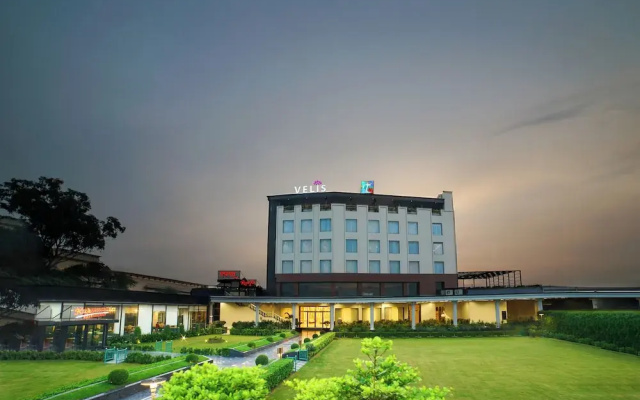 TreeHouse Velis Sonipat