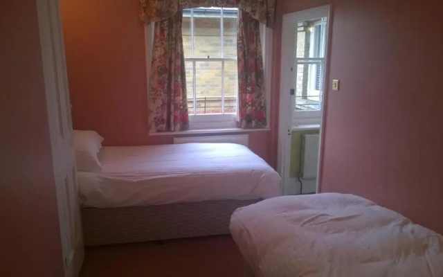 Villa Rothsay Hotel