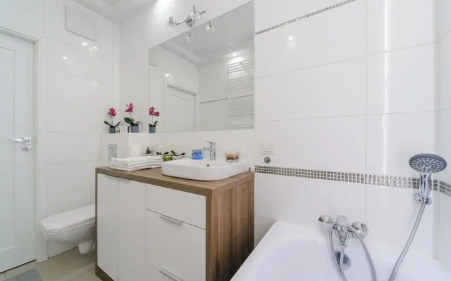 Lumina beautiful apartment Warsaw