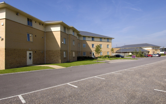 Premier Inn Gloucester Business Park
