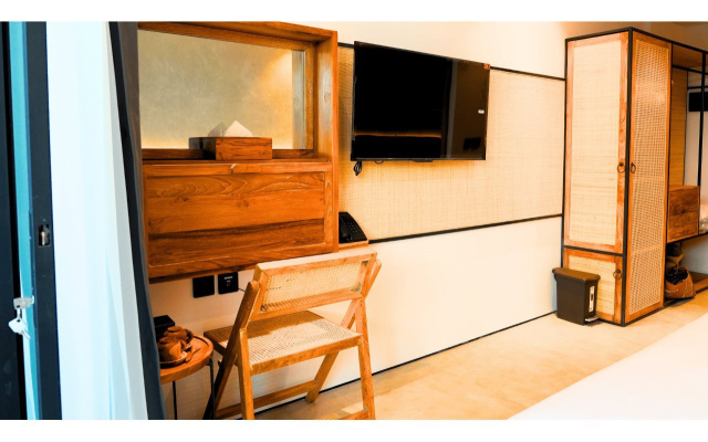 Suites5 Hotel