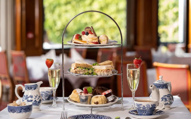 Burrendale Hotel Country Club & Spa