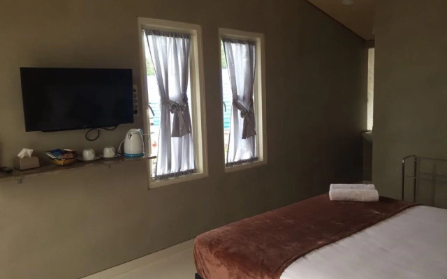 Bromo Camp House