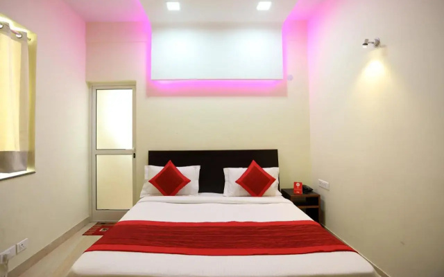 OYO 10889 Elite Residency