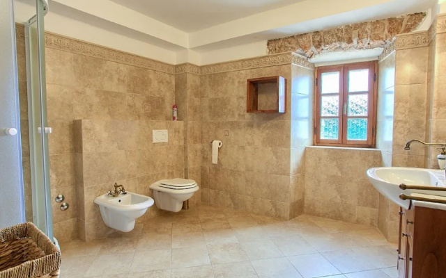 Attractive Villa in Kras with Swimming Pool