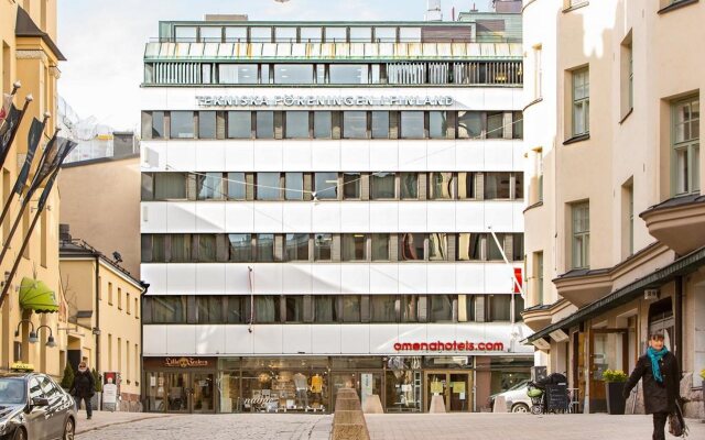 Отель Omena Hotel Yrjonkatu Финляндия, Хельсинки - 9 отзывов об отеле, цены и фото номеров - забронировать отель Omena Hotel Yrjonkatu онлайн вид на фасад