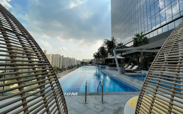 1 Bedroom in St Regis The Palm Tower